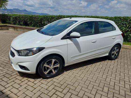 CHEVROLET ONIX 1.4 MPFI LTZ 8V FLEX 4P MANUAL CHEVROLET ONIX 1.4 MPFI LTZ 8V FLEX 4P MANUAL